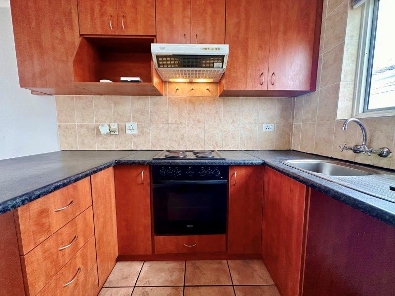 To Let 2 Bedroom Property for Rent in Vredekloof Western Cape